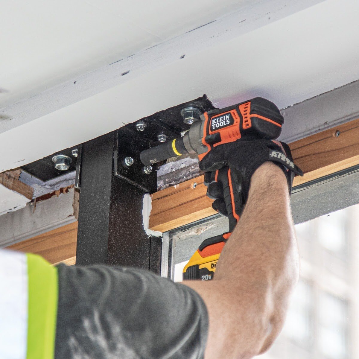 Klein 66040 2-in-1 12-Point Impact Socket Set with Adapter and Case (5 Piece) - 9