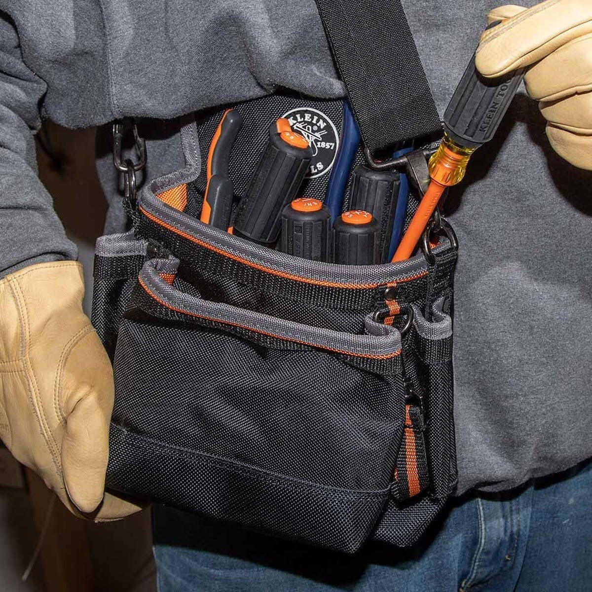 Klein 6956INS Slim-Tip 1000V Insulated #1 Phillips Screwdriver, 6-Inch Round Shank - 10