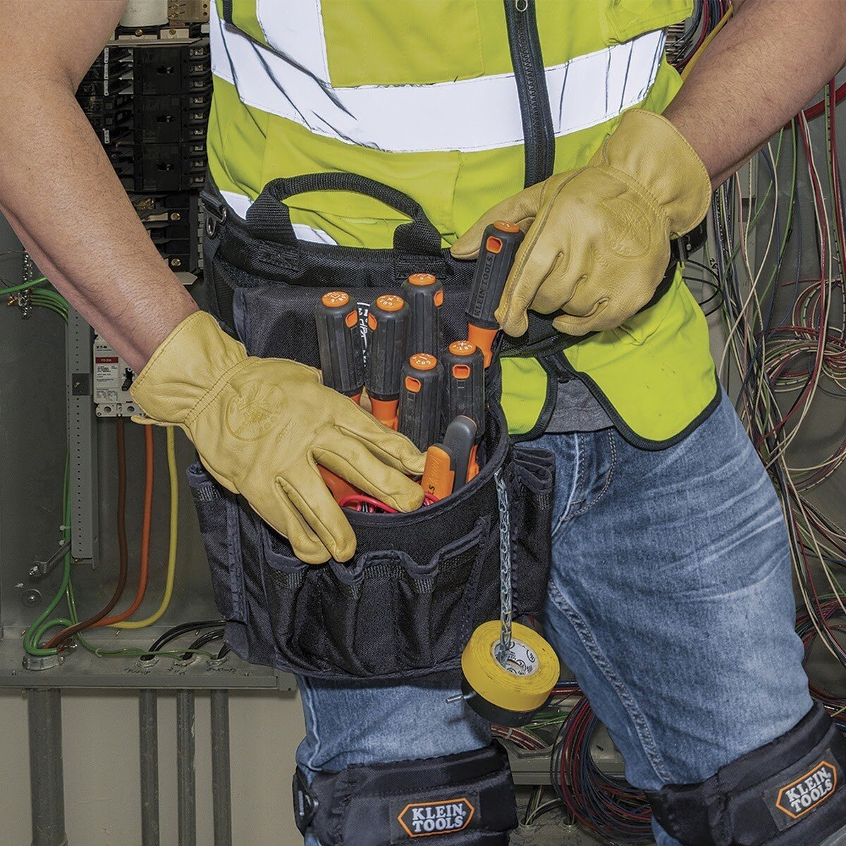 Klein 85077INSR Insulated Screwdriver Set with Magnetizer (7 Piece) - 8