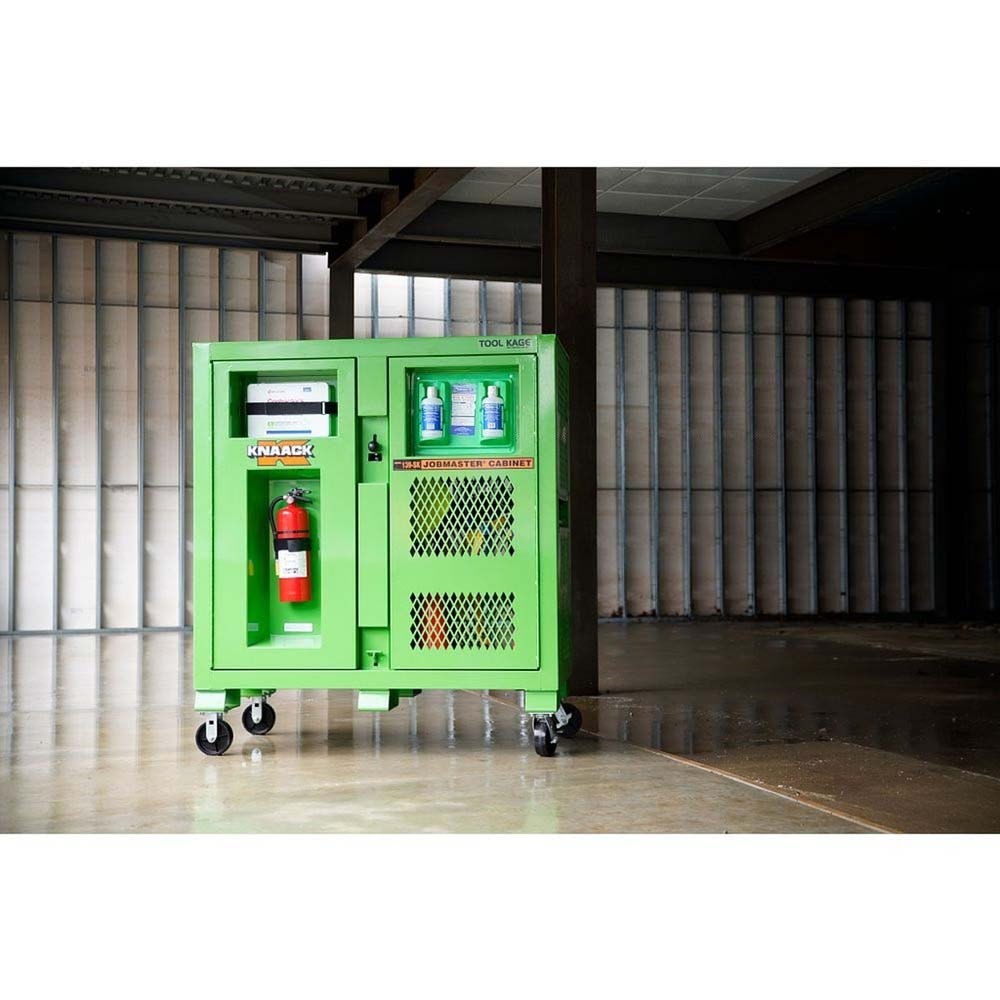 Knaack 139-SK-01-KL 60" W x 30" D x 60" H Model 139-SK-01 Safety Kage Steel Jobsite Cabinet with Padlock - 5