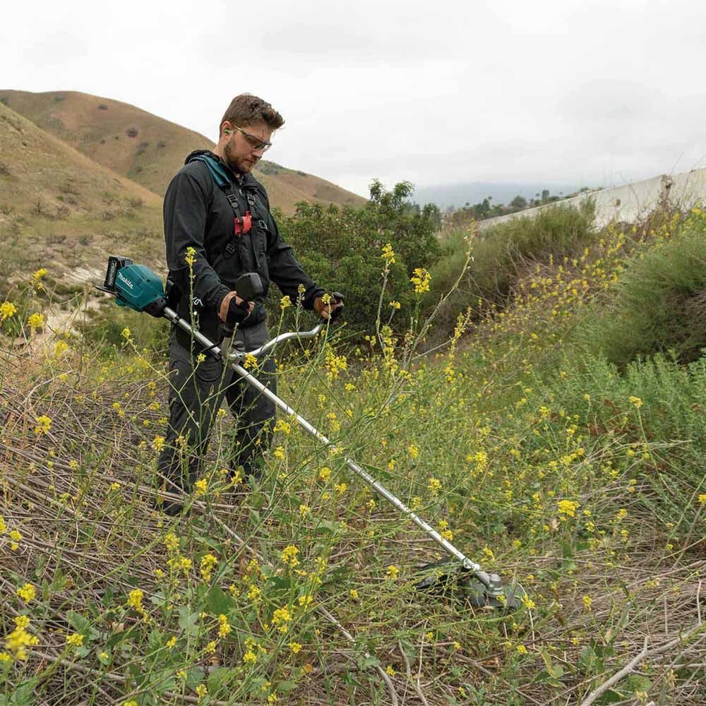 Makita GRU02M1 40V max XGT Brushless Cordless Brush Cutter Kit (4.0Ah) - 13