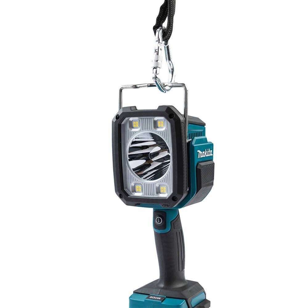 Makita ML007G 40V max XGT Cordless L.E.D. Flashlight / Spotlight (Tool Only) - 4