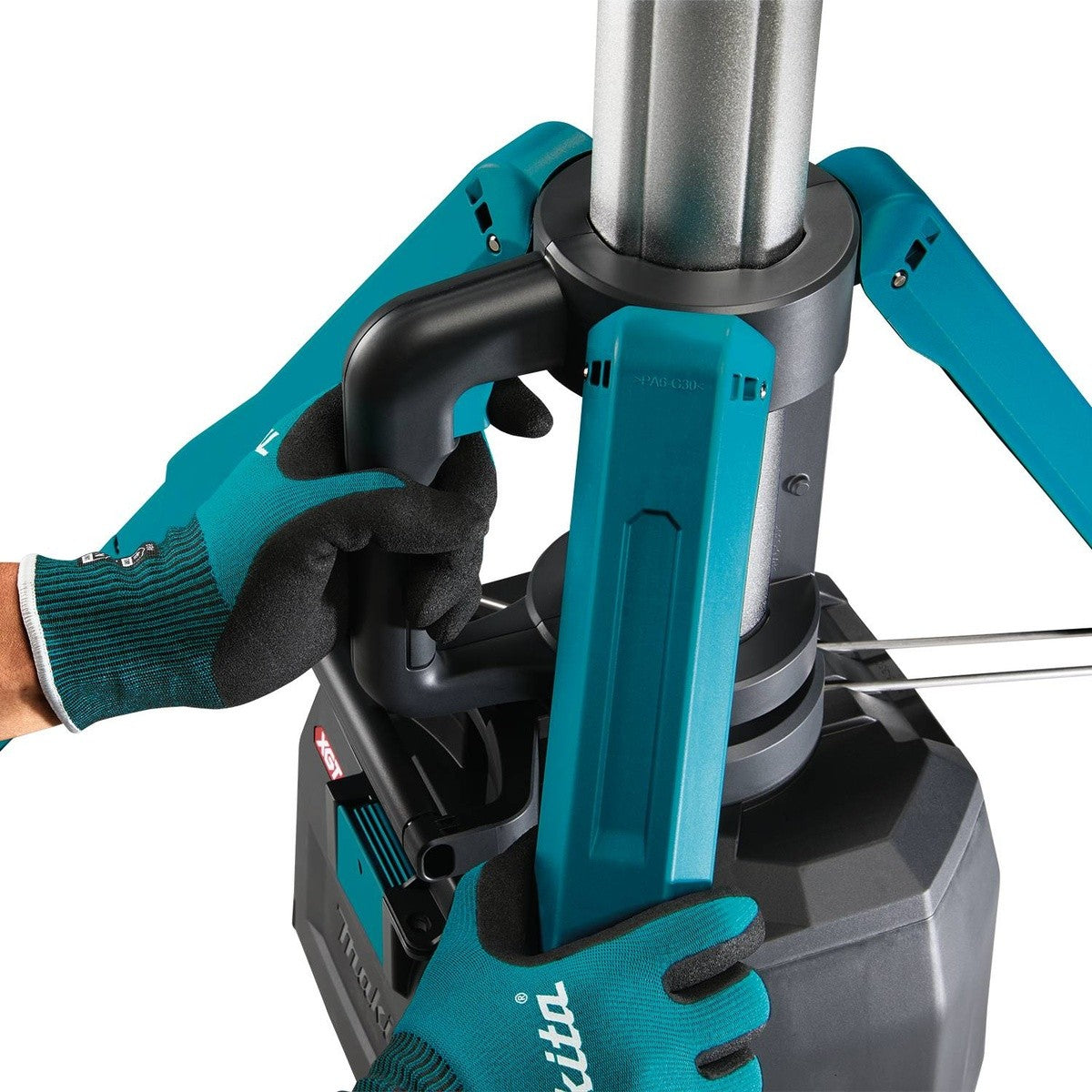 Makita ML014G 8' Cordless Tower Work Multi Directional LED Light - 8