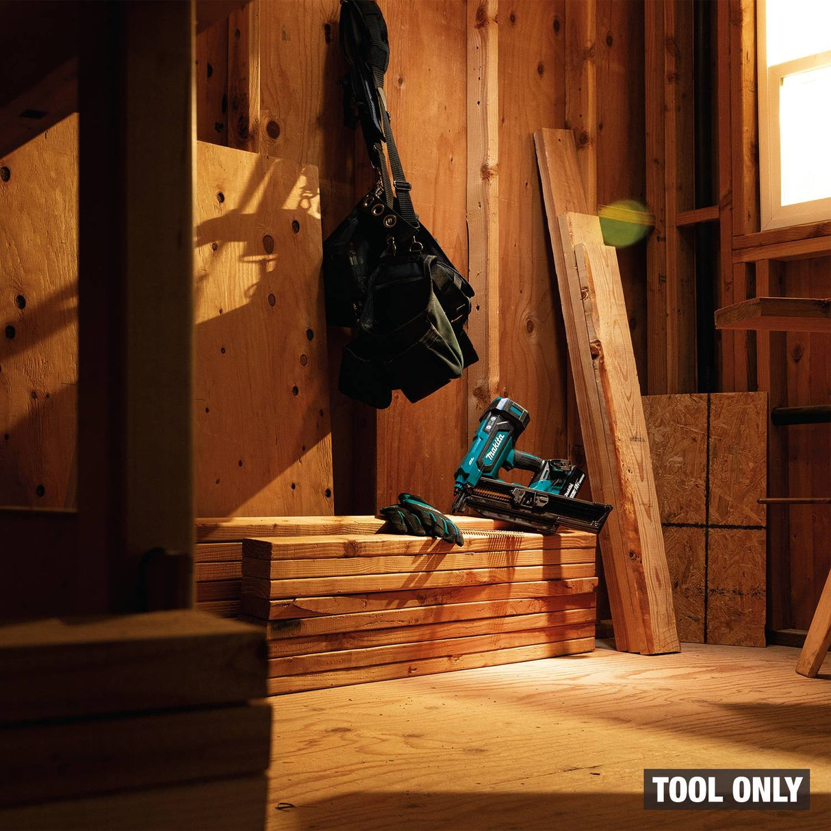 Makita XNB03Z 18V LXT Cordless 21 Degree Full Round Head 3-1/2" Framing Nailer (Tool Only) - 32