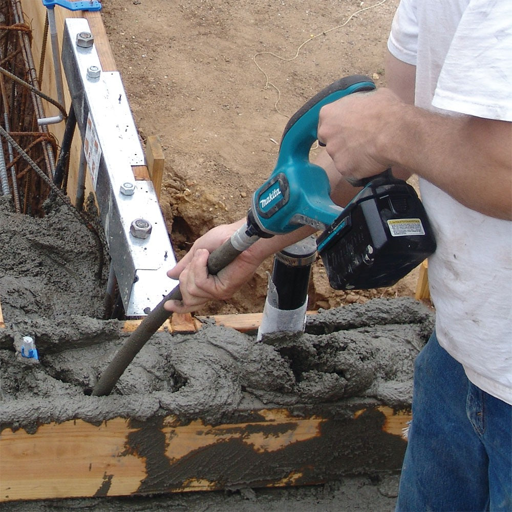 Makita XRV01Z 18V LXT 4' Concrete Vibrator (Tool Only) - 3