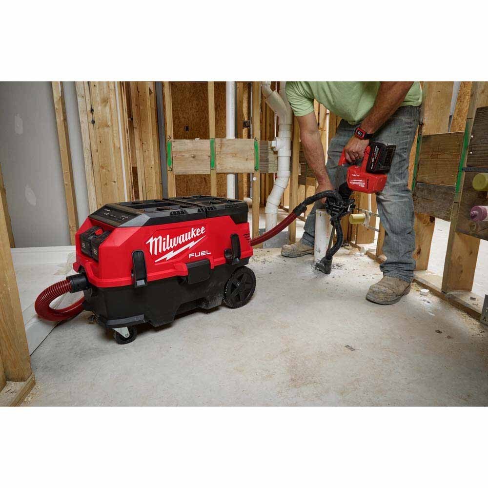 Milwaukee 0888-22HD M18 FUEL 9 Gallon Dual Battery Dust Extractor Kit with PACKOUT Compatibility - 6