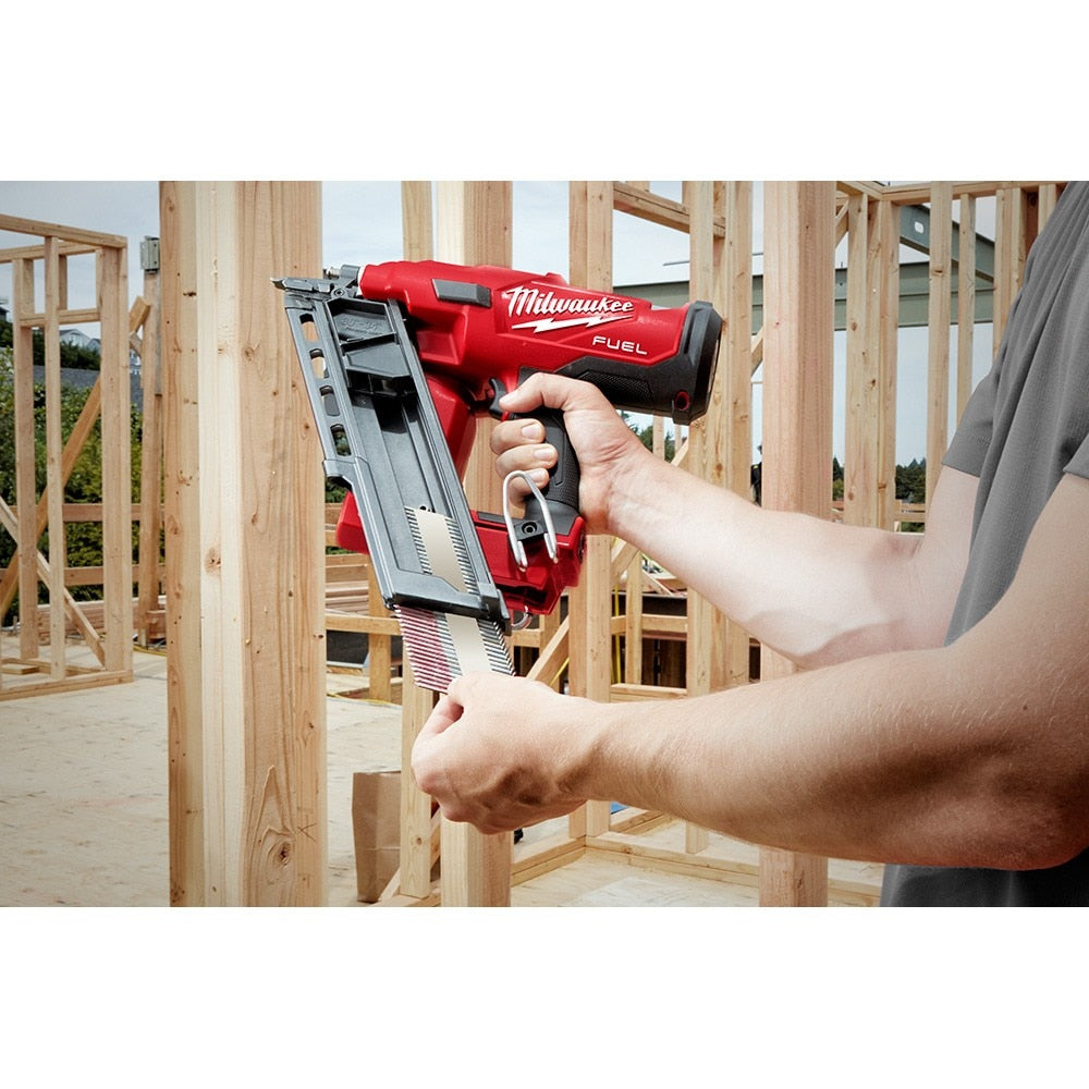 Milwaukee 2745-21 M18 FUEL™ 30 Degree Framing Nailer Kit - 17