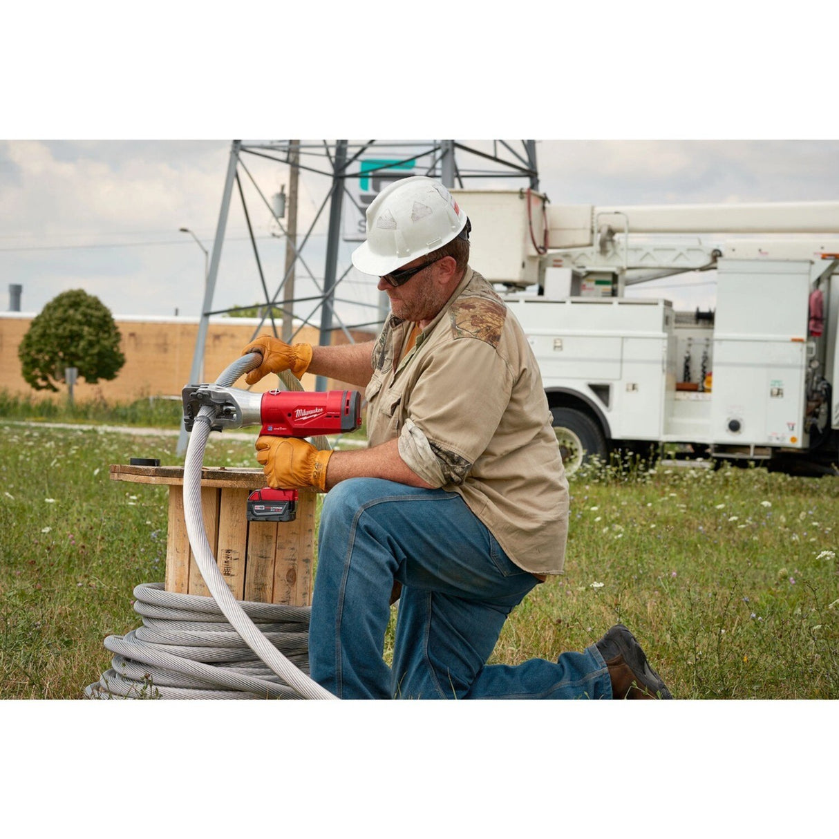 Milwaukee 2777-20 M18 FORCE LOGIC 1590 ACSR Cable Cutter Tool Only - 6