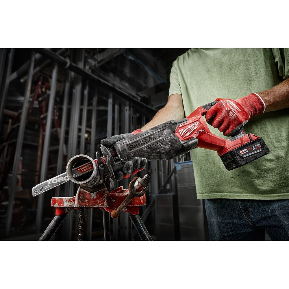 Milwaukee 2821-21 M18 FUEL™ SAWZALL® Recip Saw - 1 Battery XC5.0 Kit - 19