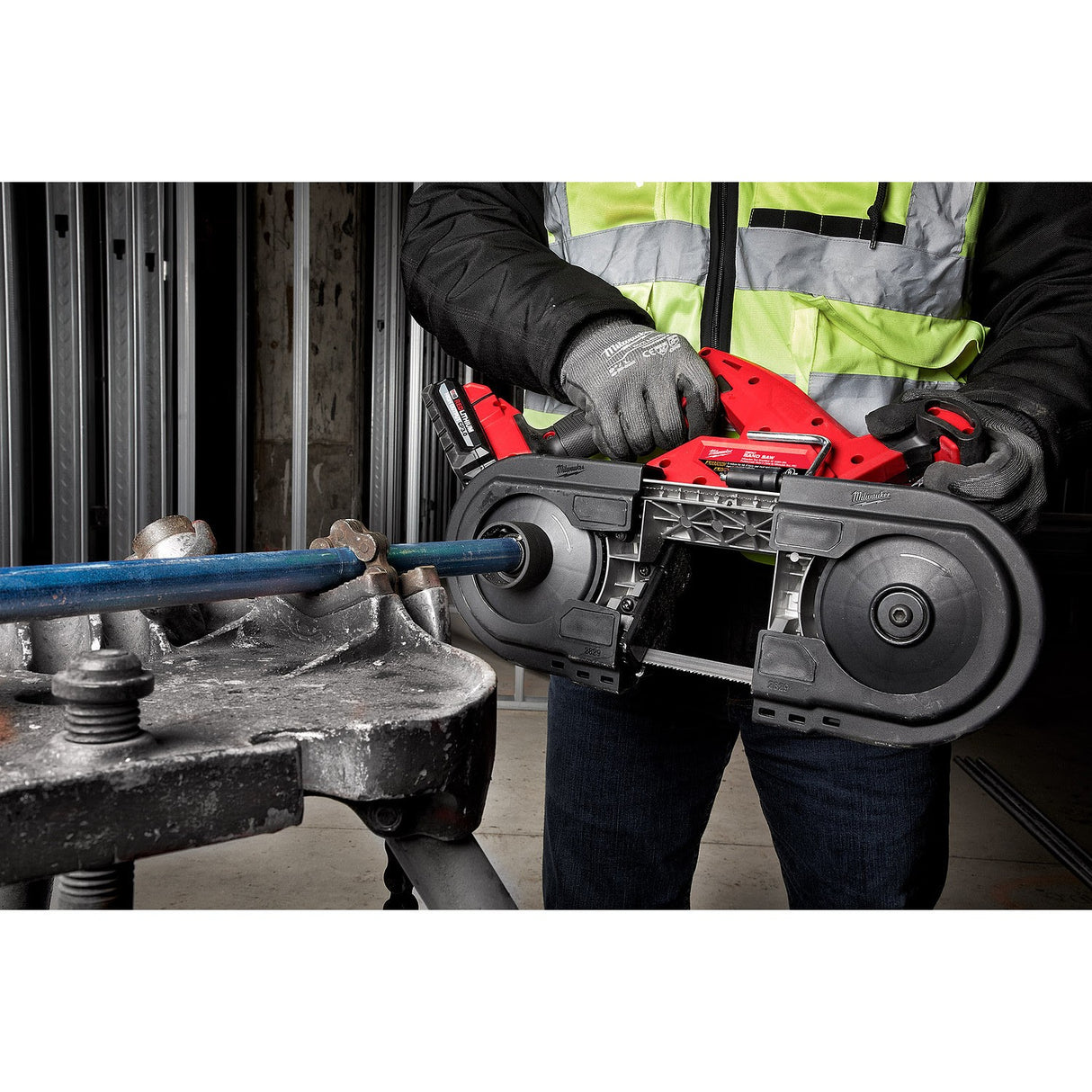 Milwaukee 2829S-20 M18 Fuel Compact Dual-Trigger Band Saw - 9