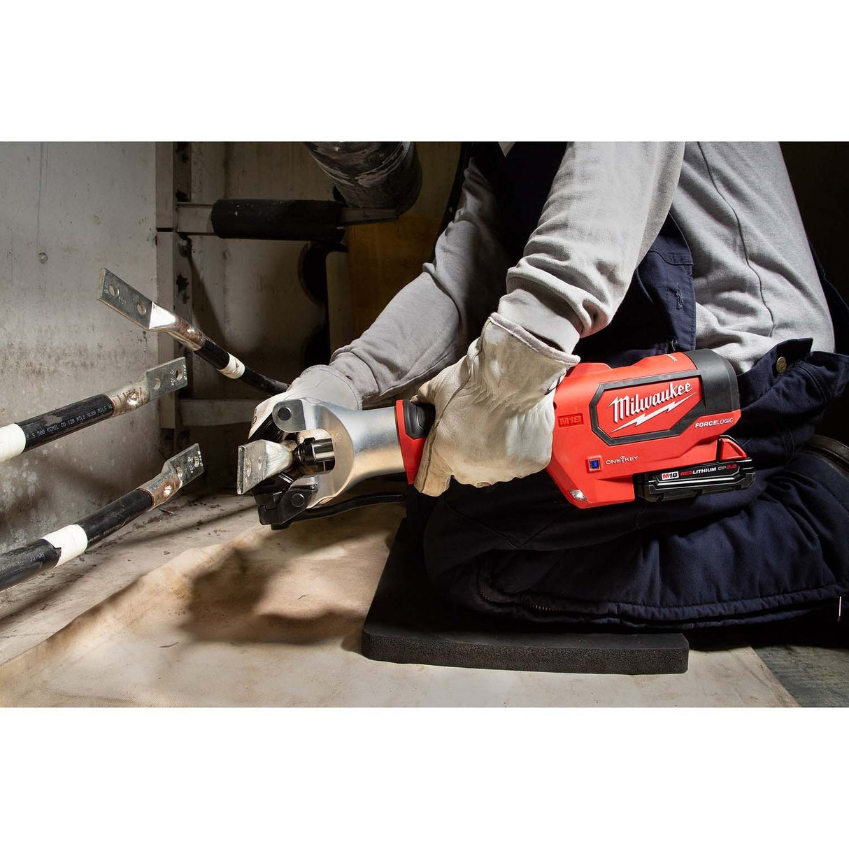 Milwaukee 2877-20 M18 FORCE LOGIC 750 MCM Dieless Crimper Bare Tool - 12