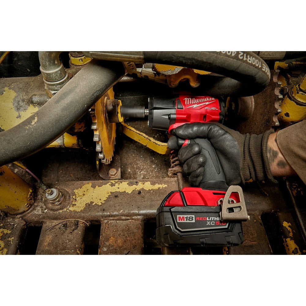 Milwaukee 2962P-22 "M18 FUEL™ 1/2 " Mid-Torque Impact Wrench w/ Pin Detent Kit " - 12