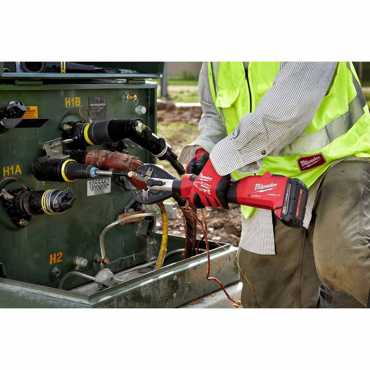 Milwaukee 2978-OCUT M18 FORCE LOGIC 6T Linear Utility Crimper w/ O-D3 Jaw & Cutting Jaws - 9