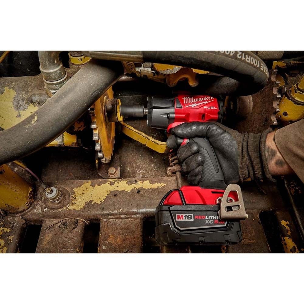 Milwaukee 2988-22 M18 FUEL 1/2 in. and 3/8 in. Impact Wrench Combo Kit with Batteries and Charger (2 Pack) - 7