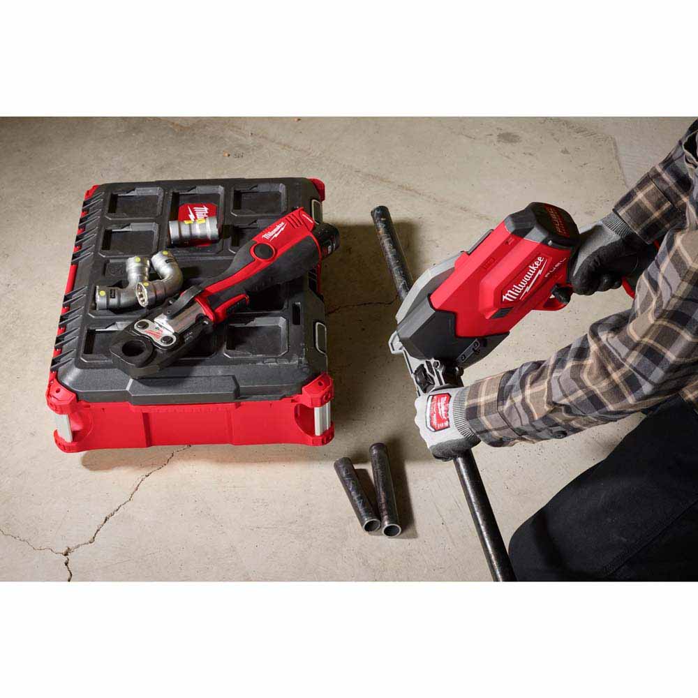 Milwaukee 3469-20 M18 FUEL ½”-1” Steel Pipe Cutter - 8
