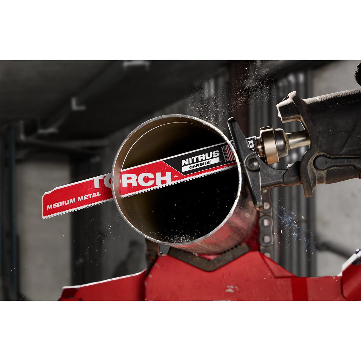Milwaukee 48-00-6552 9" Reciprocating Saw Blade 10TPI The TORCH with NITRUS CARBIDE Teeth for Medium Metal 5PK - 9