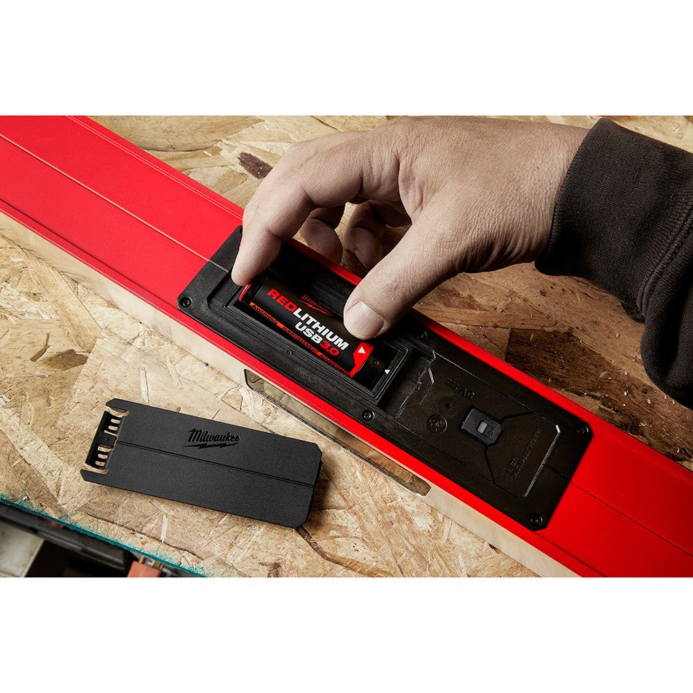 Milwaukee 48-11-2131 REDLITHIUM® USB 3.0AH Battery - 4