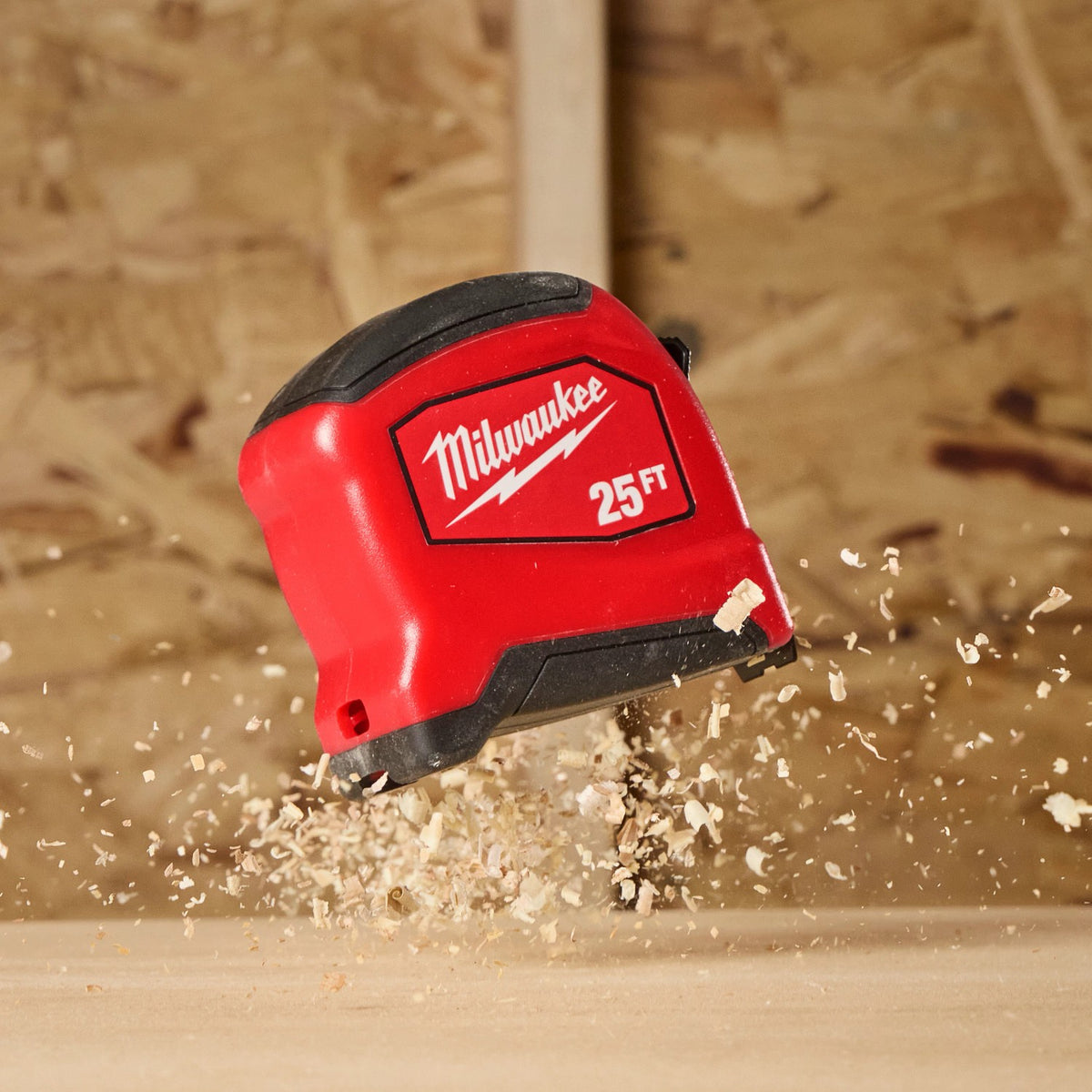 Milwaukee 48-22-0812 12' Tape Measure with Fractional Scale and Impact-Resistant Body - 6