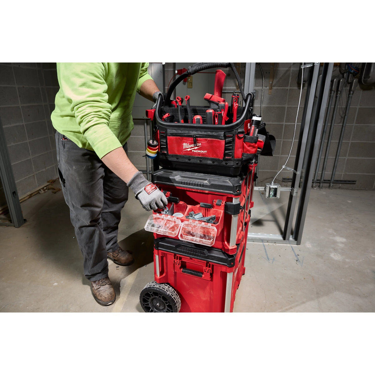 Milwaukee 48-22-8610 PACKOUT Tool Box 2-Bin Small Parts Attachment with Clear Lid (1 Each) - 3