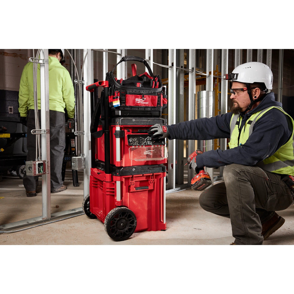 Milwaukee 48-22-8611 PACKOUT Tool Box Magnetic Bin Attachment with Clear Lid - 6