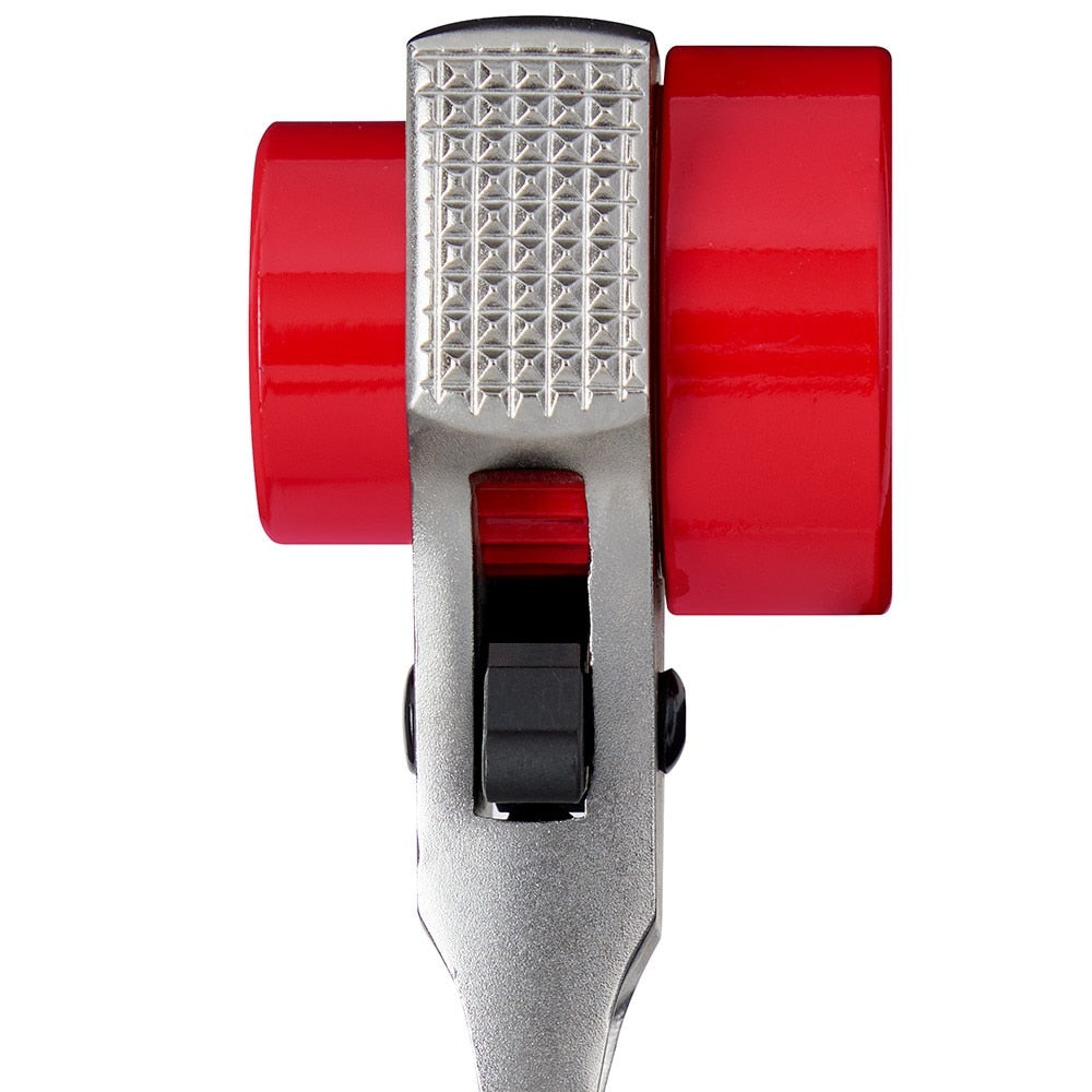 Milwaukee 48-22-9213M Lineman's High-Leverage Ratcheting Wrench w/ Milled Face - 5