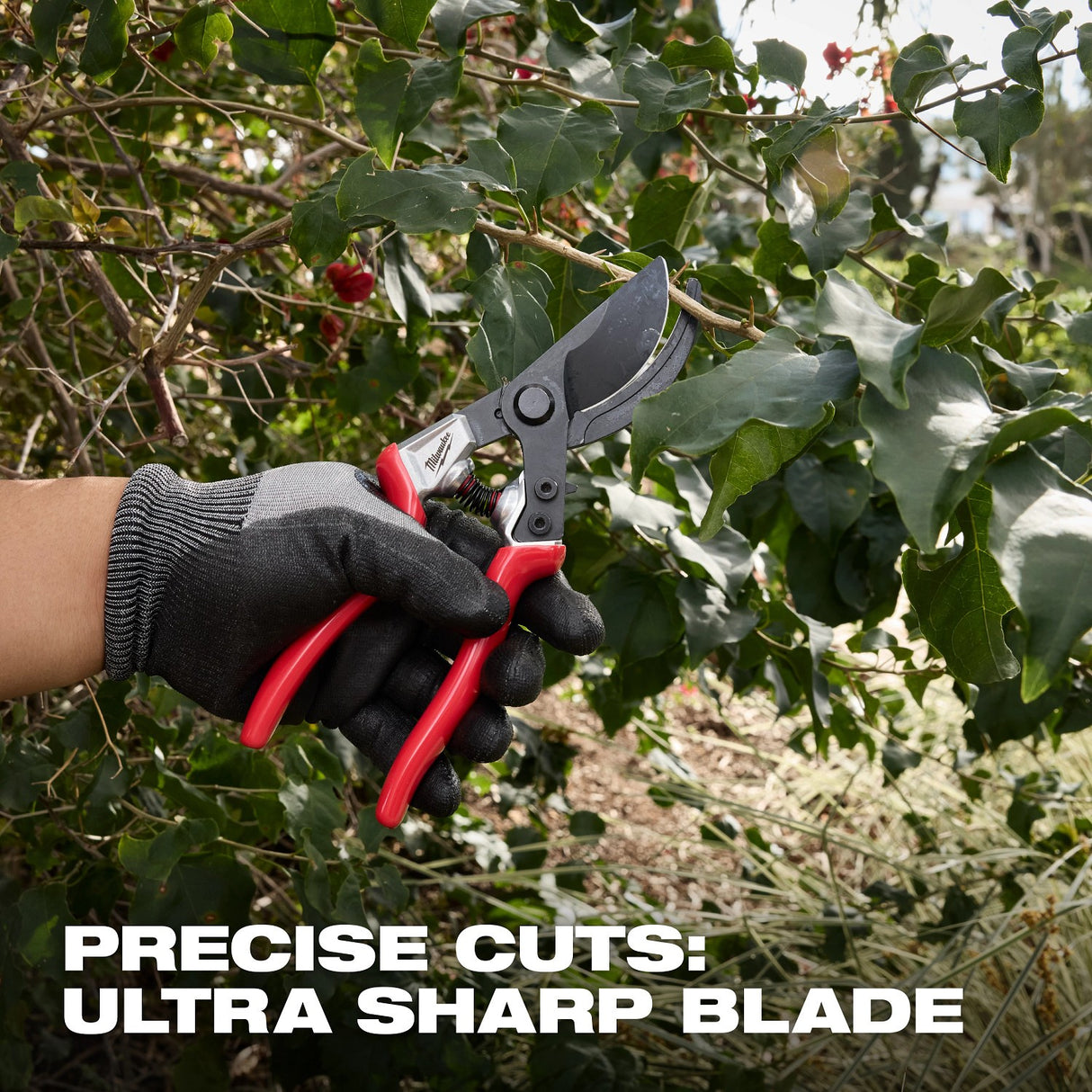 Milwaukee 48-22-9378 1" Angled Pruner with Ultra Sharp Blade and 2 Position Lock - 6