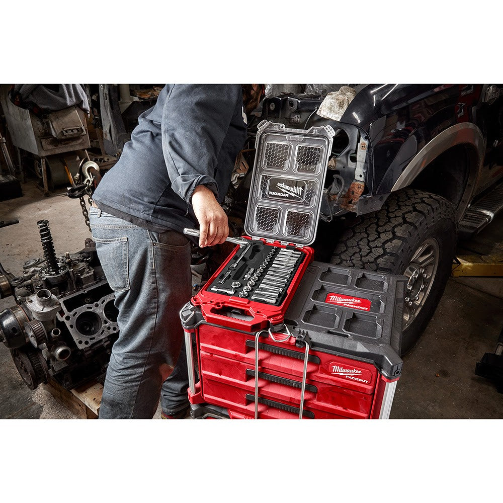 Milwaukee 48-22-9482 3/8” 32pc Ratchet and Socket Set in PACKOUT - Metric - 10