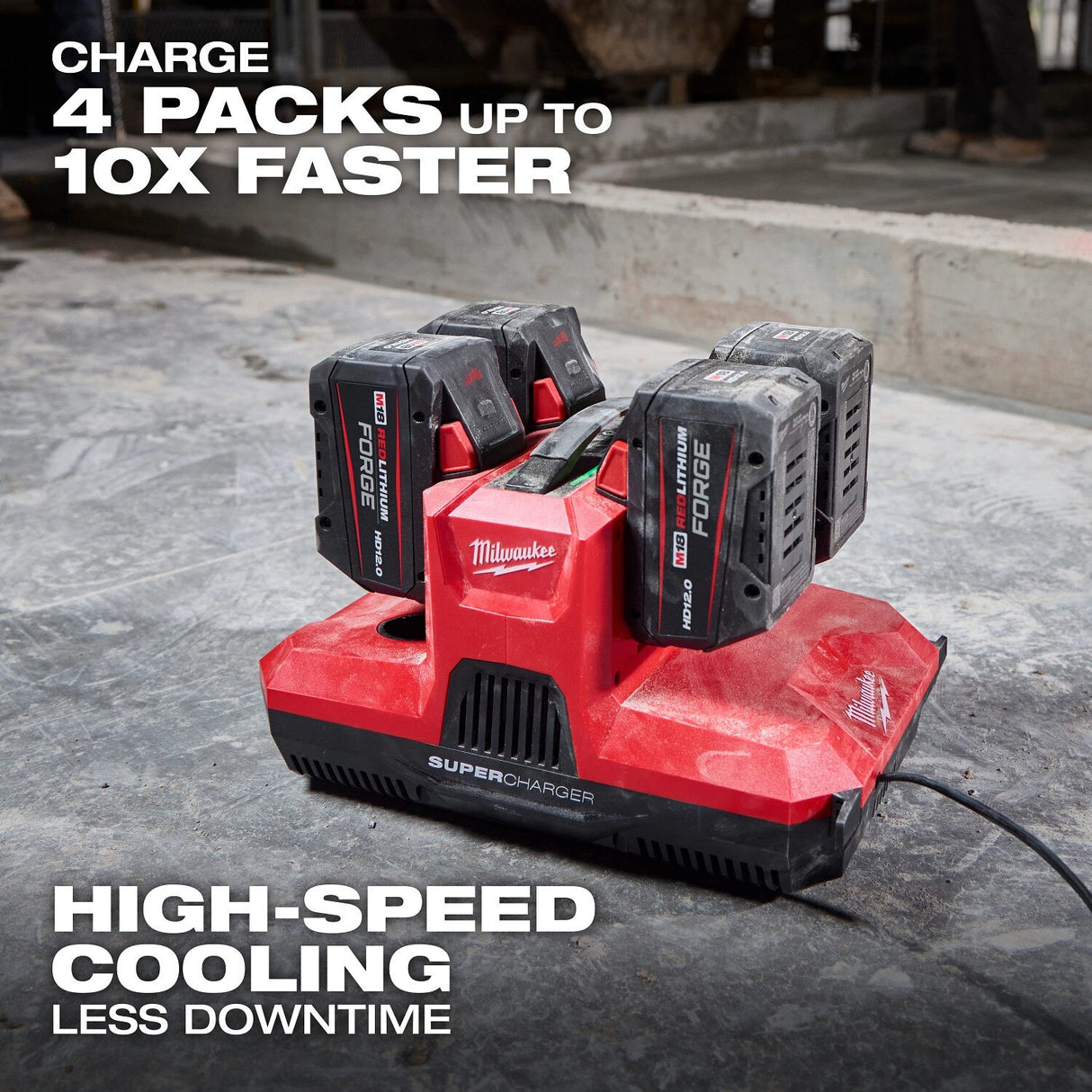 Milwaukee 48-59-1818 M18 and M12 Four Bay Simultaneous Super Charger with PACKOUT Compatibility - 3