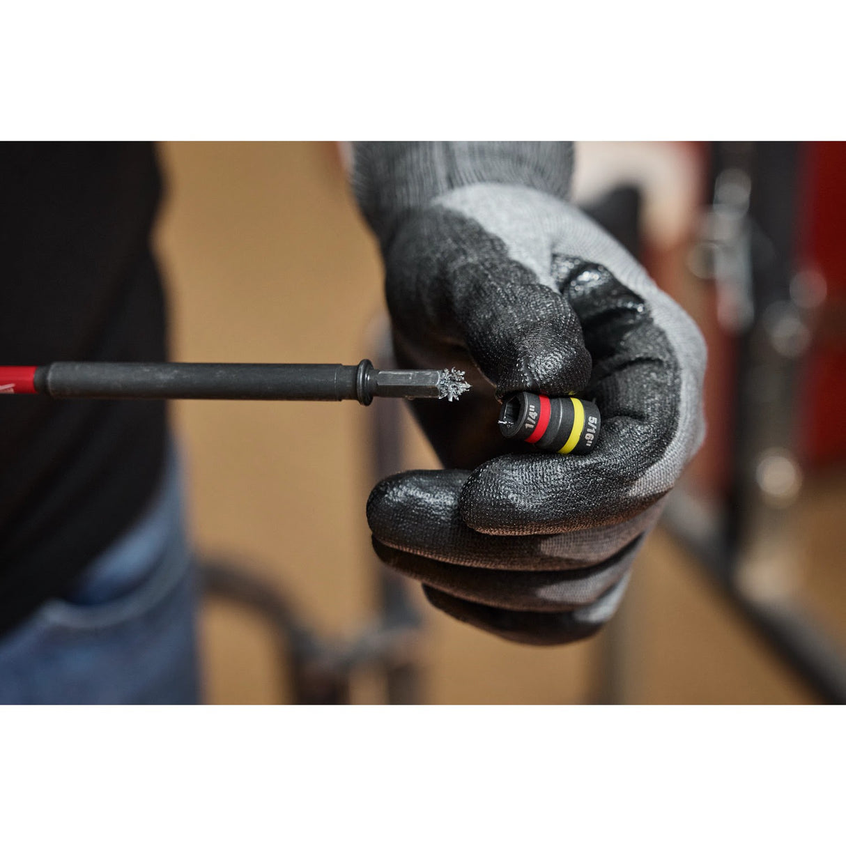 Milwaukee 49-66-4745 SHOCKWAVE Impact Duty 1/4 and 5/16 x 6 QUIK-CLEAR 2-in-1 Magnetic Nut Driver - 8