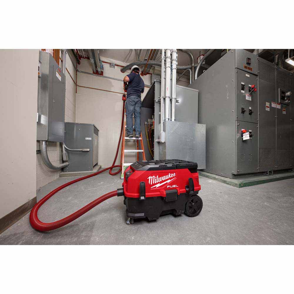 Milwaukee 49-90-1971 20' Accessory Hose for M18 FUEL 9 Gallon Dual Battery Dust Extractor - 4