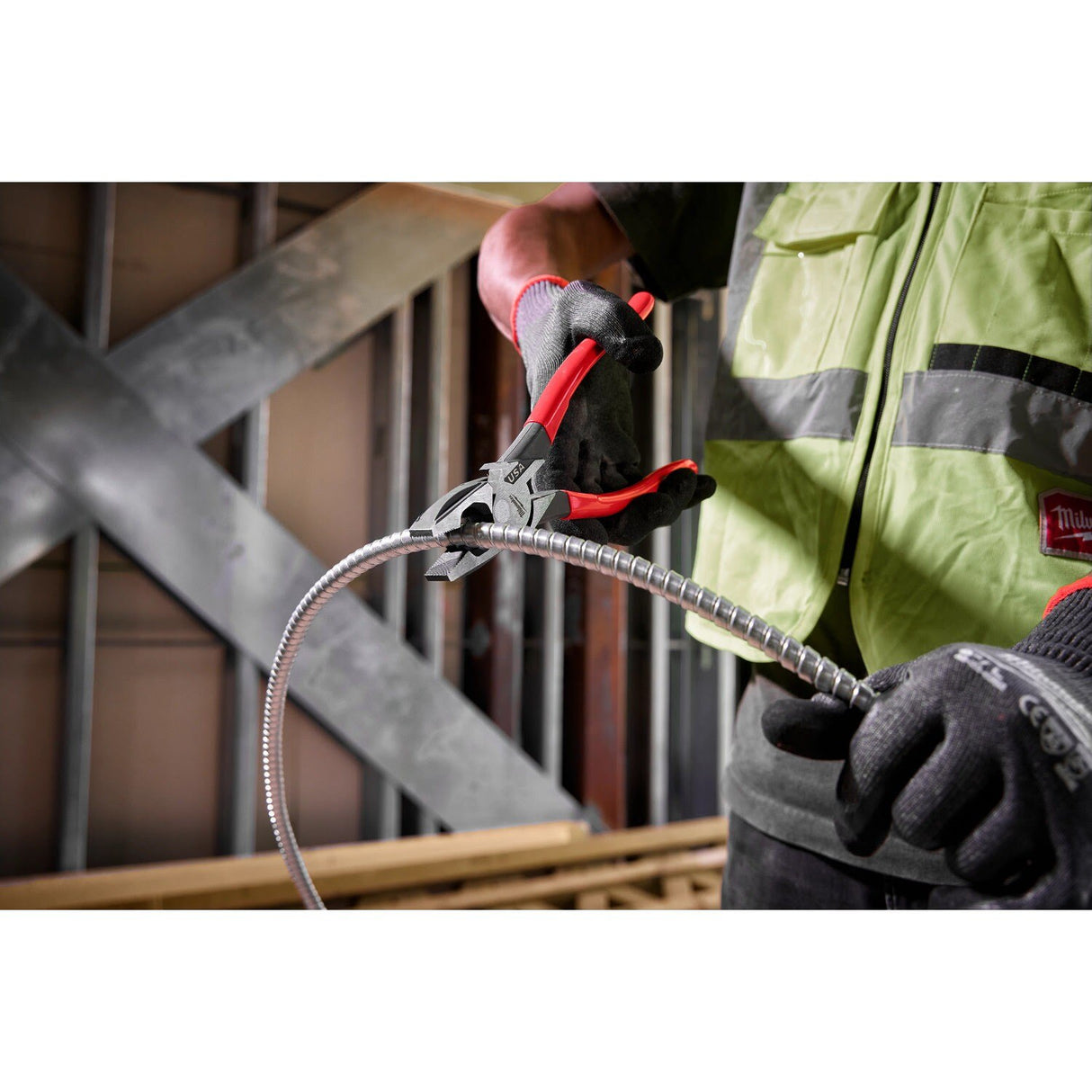 Milwaukee MT500-6 Dipped Grip Pliers Wire Stripper and Screwdriver Set Made in USA (6 Piece Set) - 6