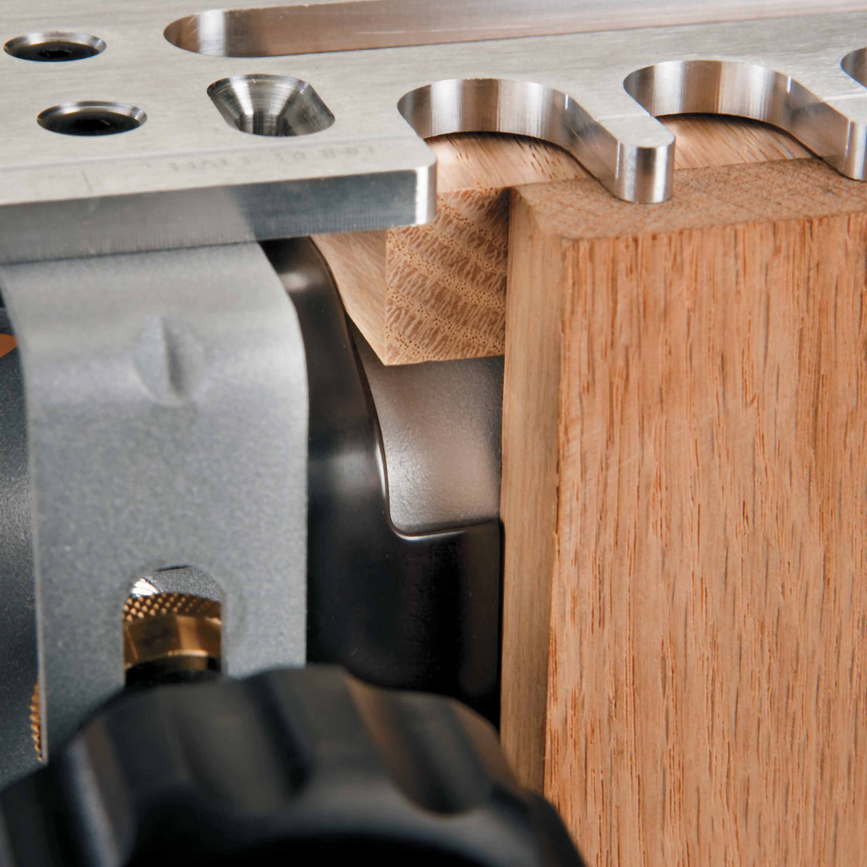 Porter Cable 4212 12" Deluxe Dovetail Jig - 9