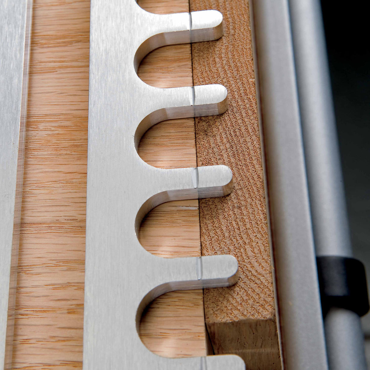 Porter Cable 4212 12" Deluxe Dovetail Jig - 14