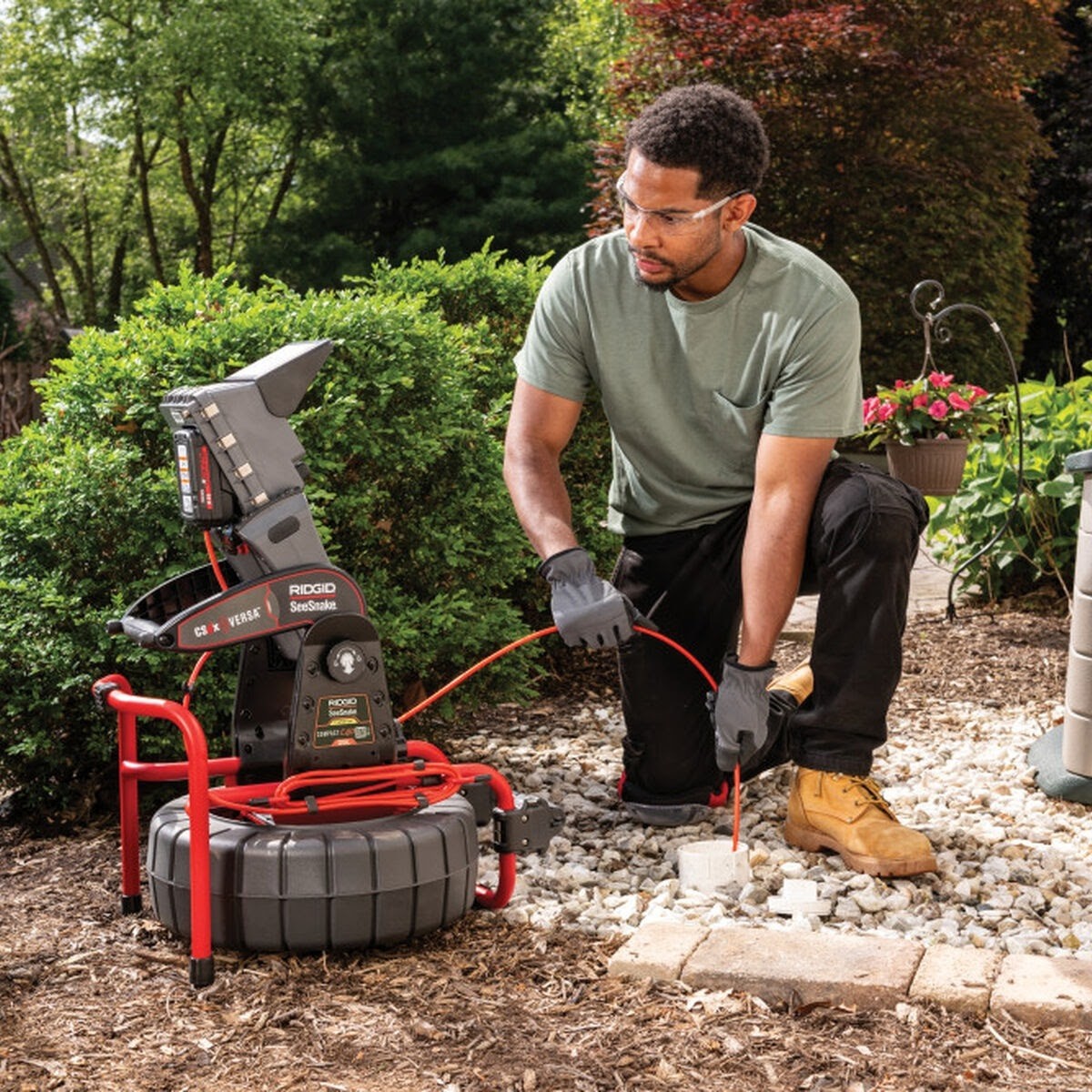 Ridgid 70053 SeeSnake Compact C40 DSL System with CS6x Versa Monitor, 18V Battery and Charger - 9