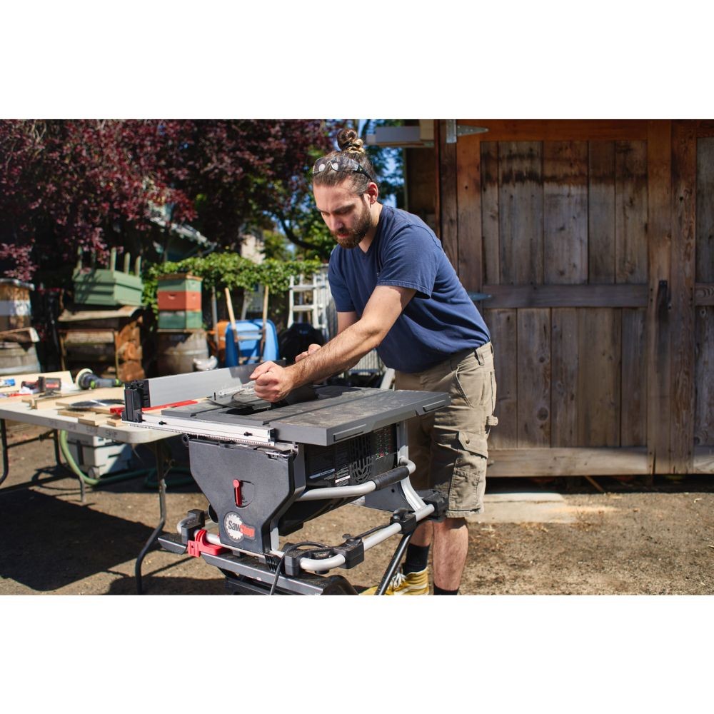 SawStop CTS-120A60 Compact Table Saw - 15A 120V 60Hz - 6