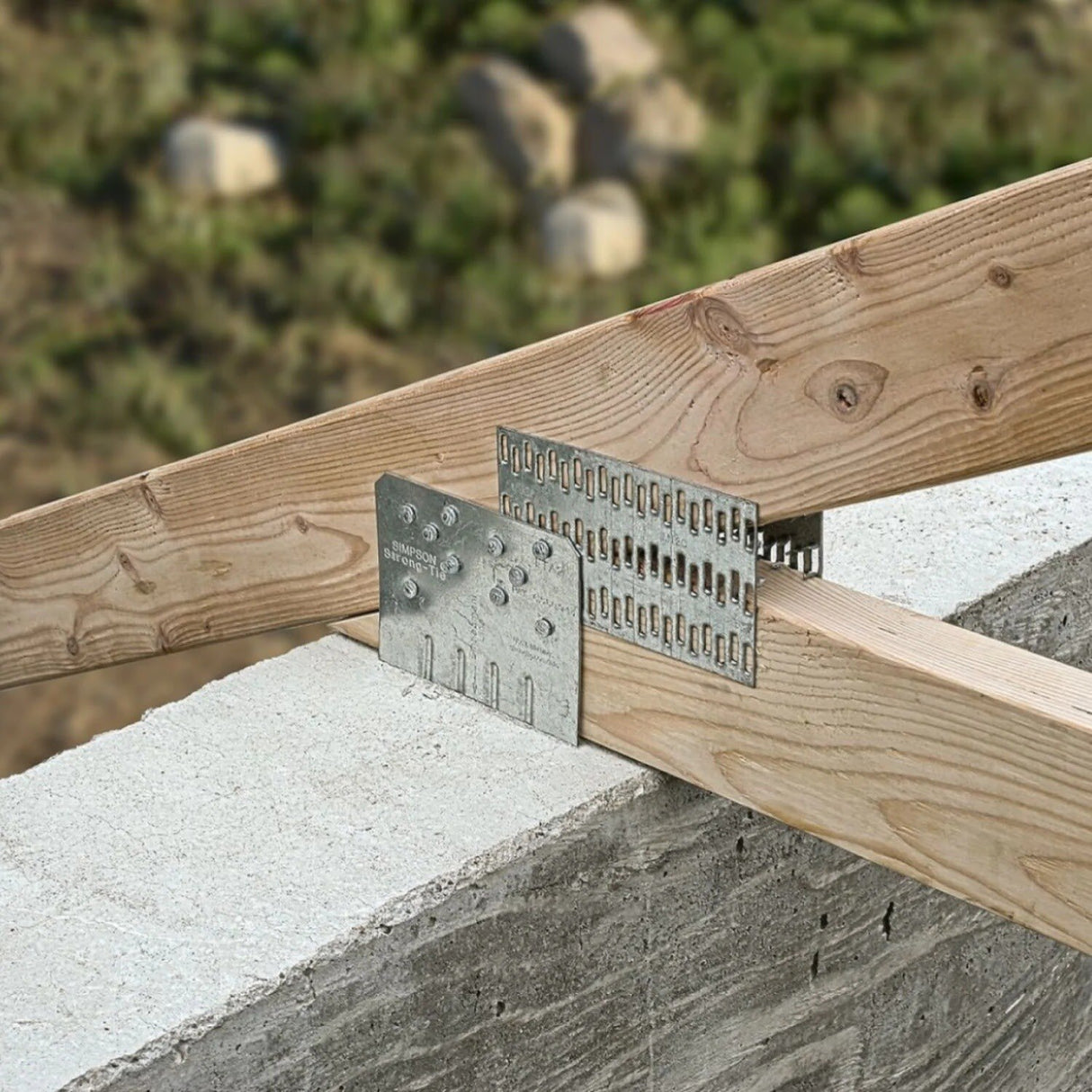 Simpson Strong-Tie LTA2 Lateral Truss Anchor for 2x4 - 3