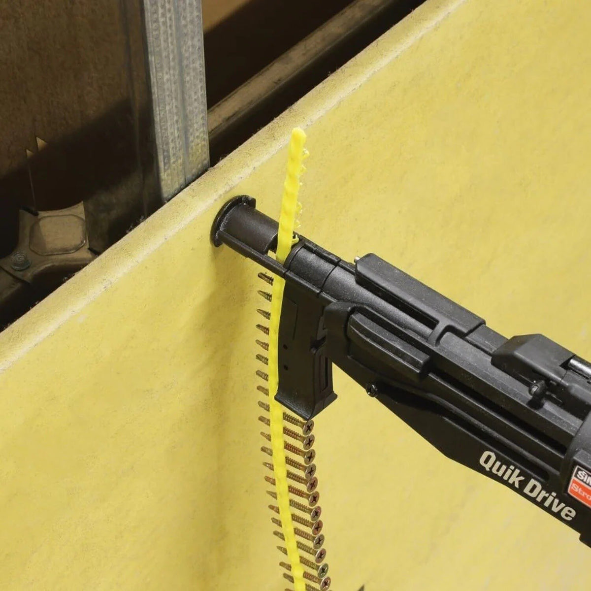 Simpson Strong-Tie DWFSD178PS Quik Drive (#6 x 1-7/8 in.) Drywall-to-CFS Collated Screw, Yellow Zinc (2000 Pack) - 2