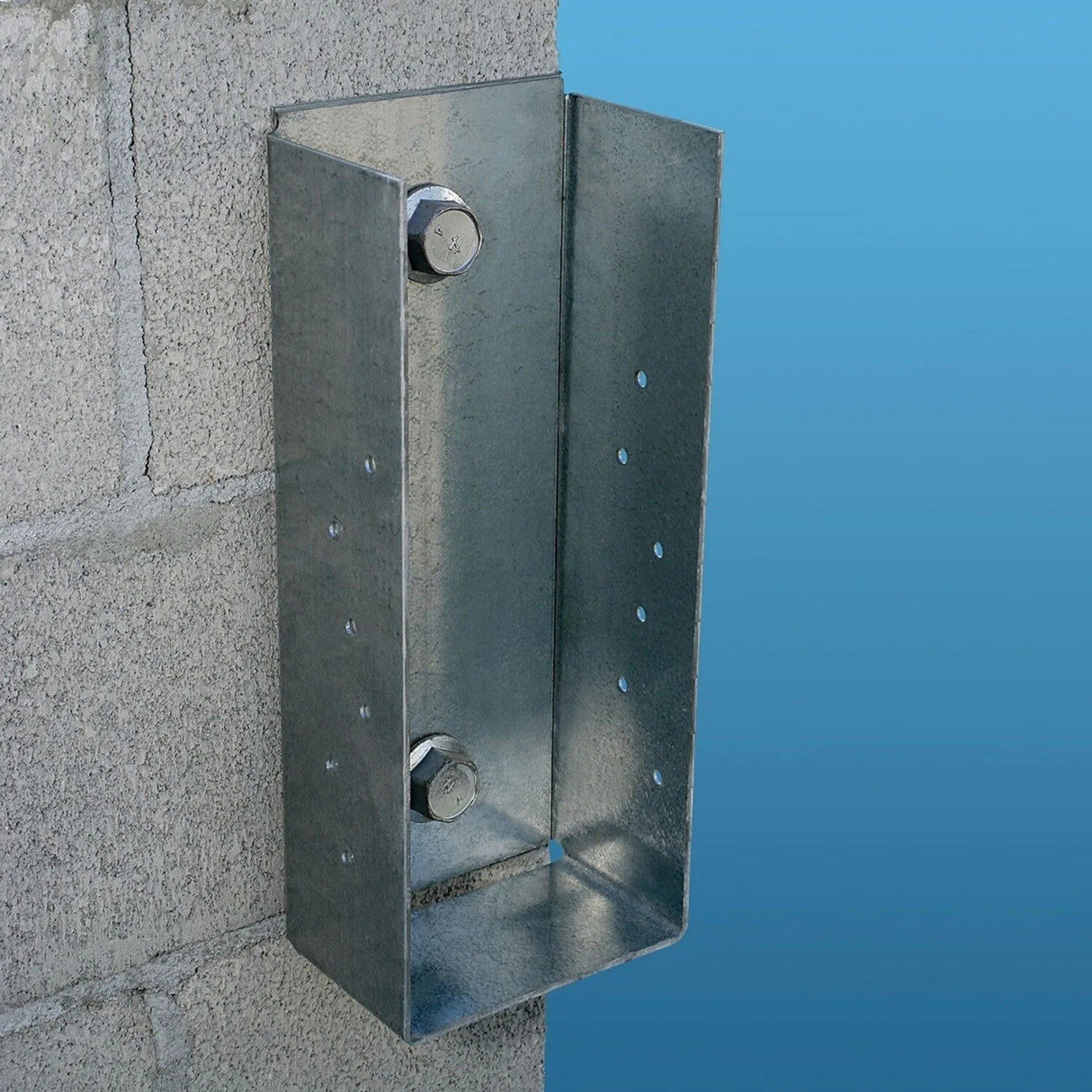 Simpson MBHU5.50/18SSKT Strong-Tie Stainless-Steel Masonry Beam Hanger with Screws/Anchors for Wood-to-Masonry Connections - 3