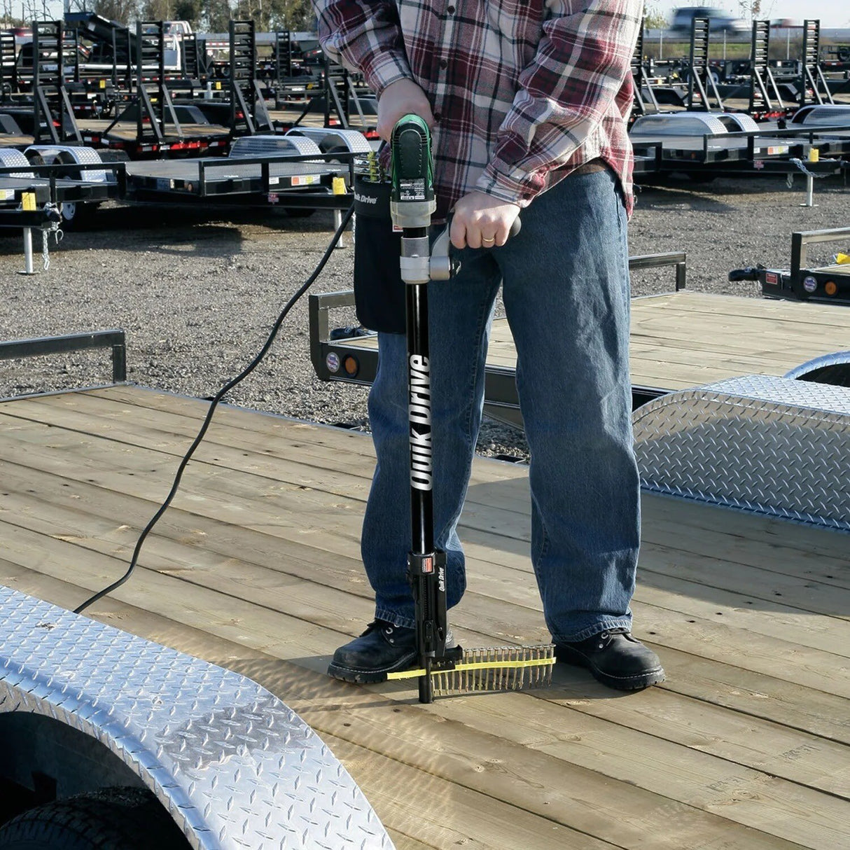 Simpson Strong-Tie PROHSD60M Quik Drive Wood-to-Steel Auto-Feed Screw Driving Attachment for Systems - 2