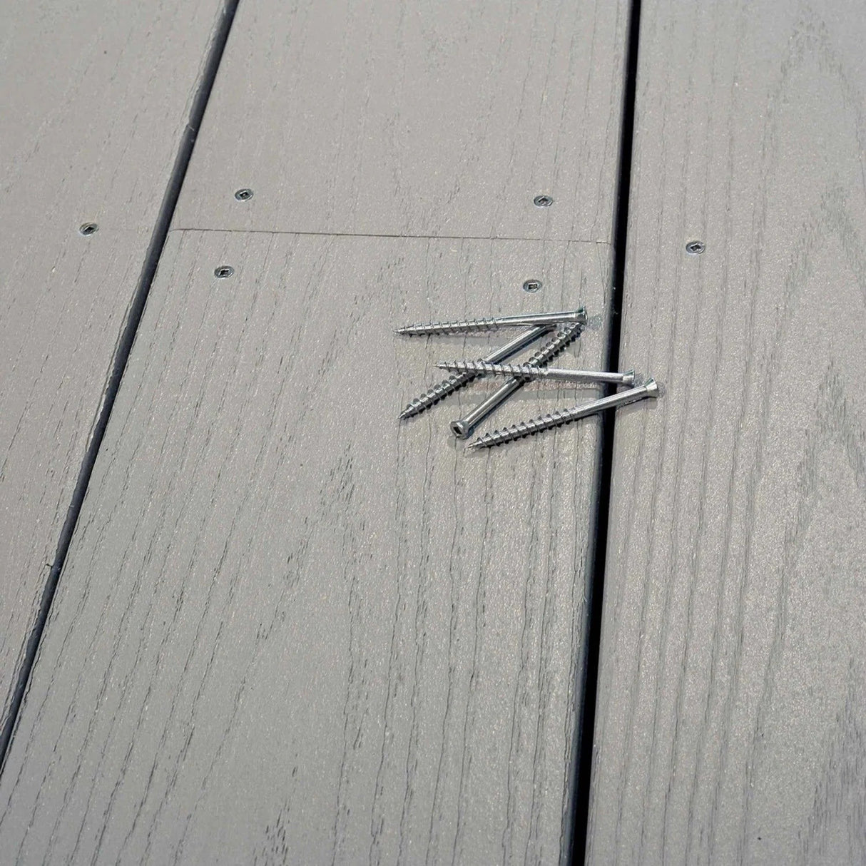 Simpson Strong-Tie S07300FB5 (#7 x 3") Trim-Head Screw, Square Drive, Type 305 Stainless Steel (5 lb. Tub) - 3