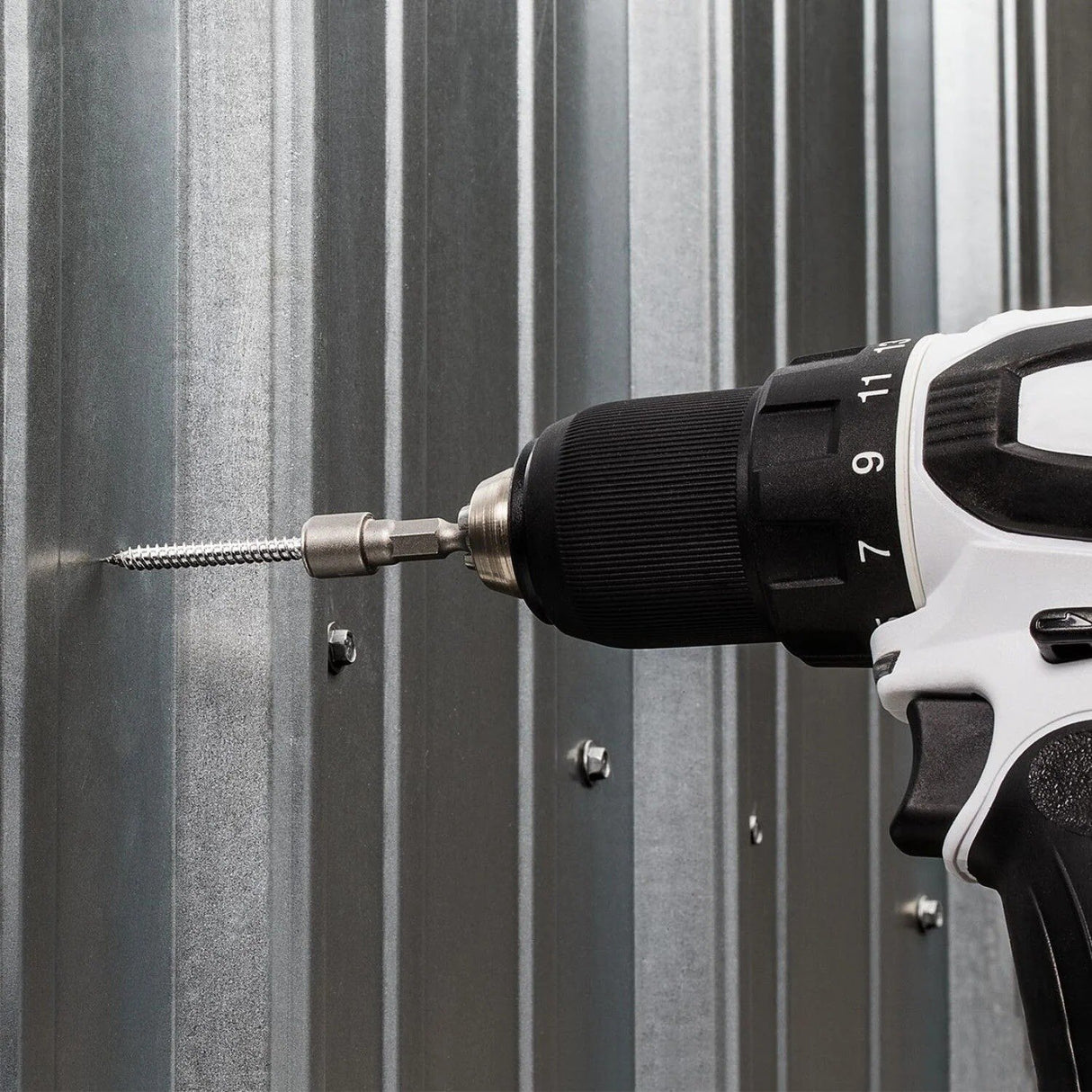 Simpson Strong-Tie T09150HWHM (#9 x 1-1/2") Metal-Panel Screw - 316 Stainless Steel (1000 Pack) - 4