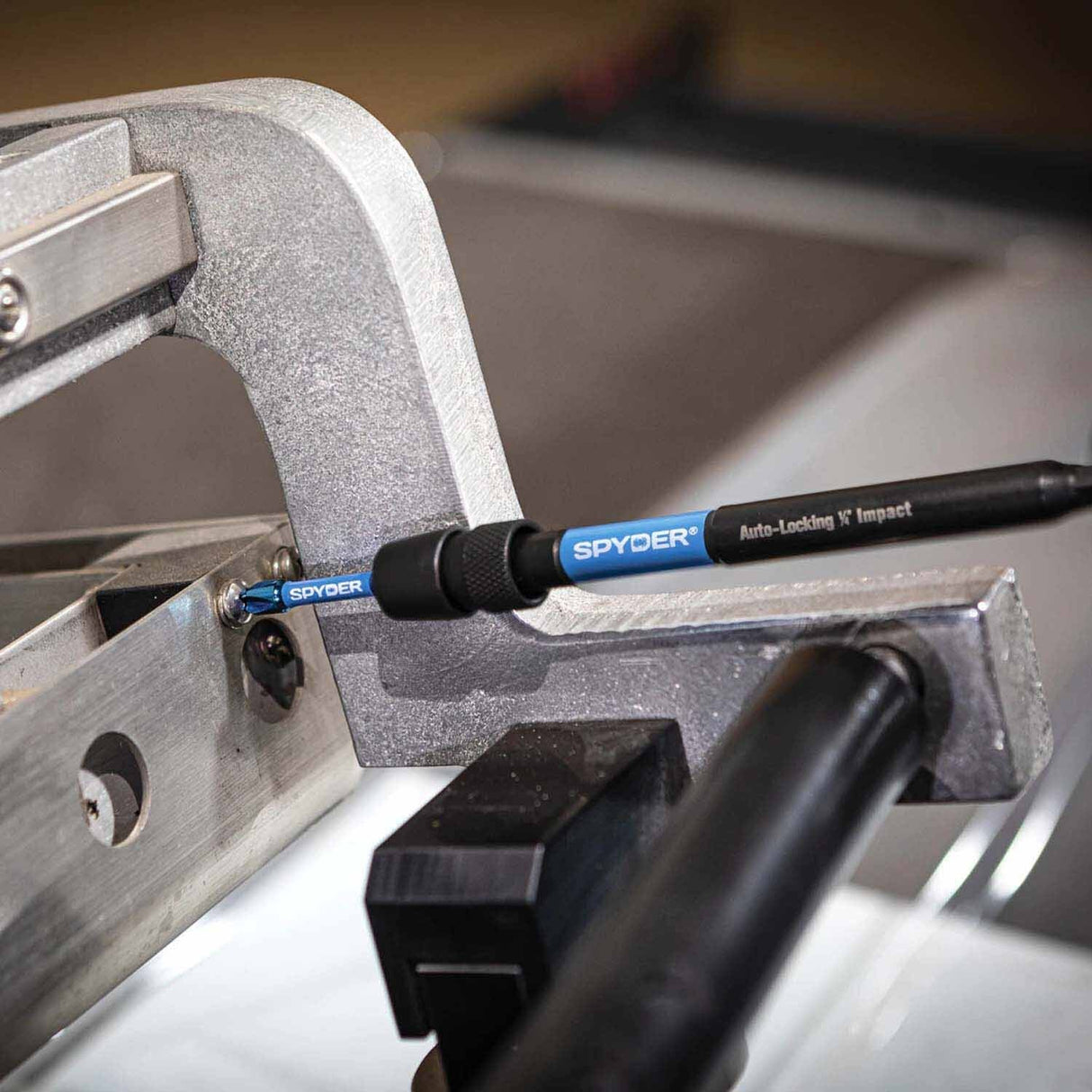 Spyder 600845 Rapid Core Eject? Hex 10 - 24-Inch Bit Extender - 7