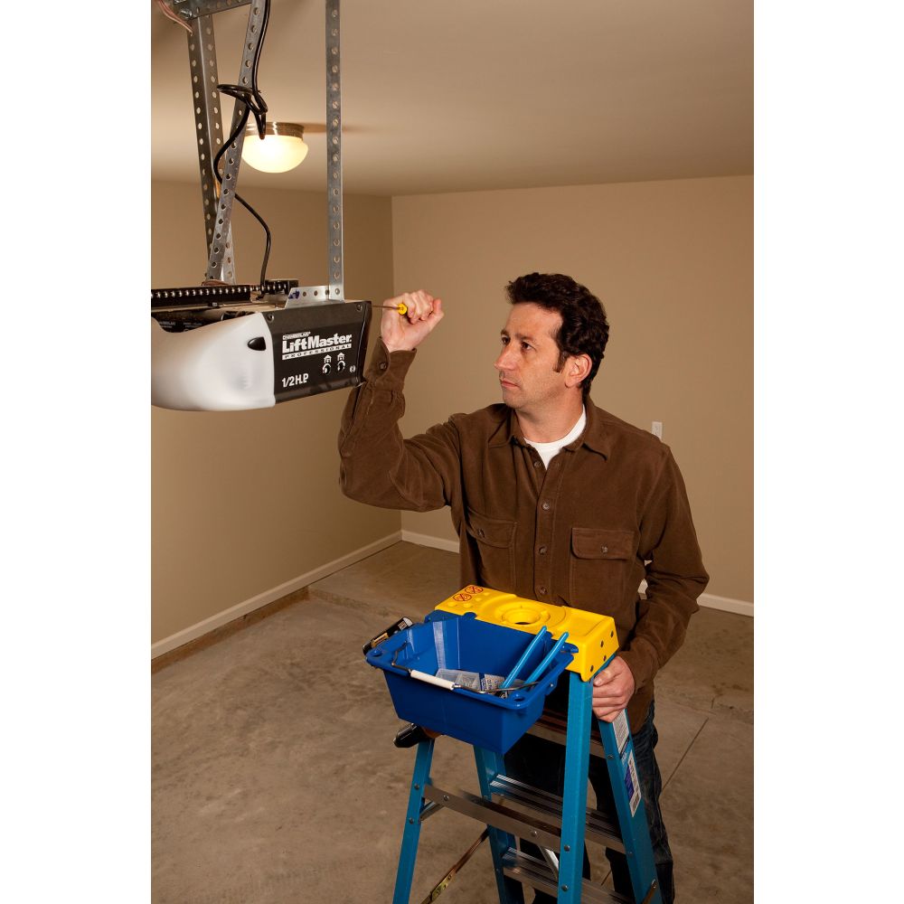 Werner 6004S 4ft Type I Fiberglass Stepladder with Shelf - 9