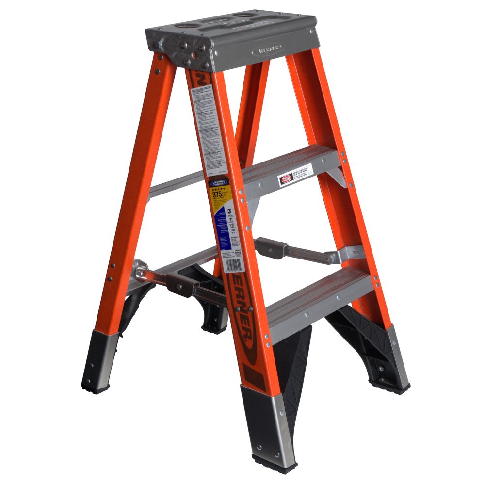 Werner 7403 3ft Type IAA Fiberglass Stepladder