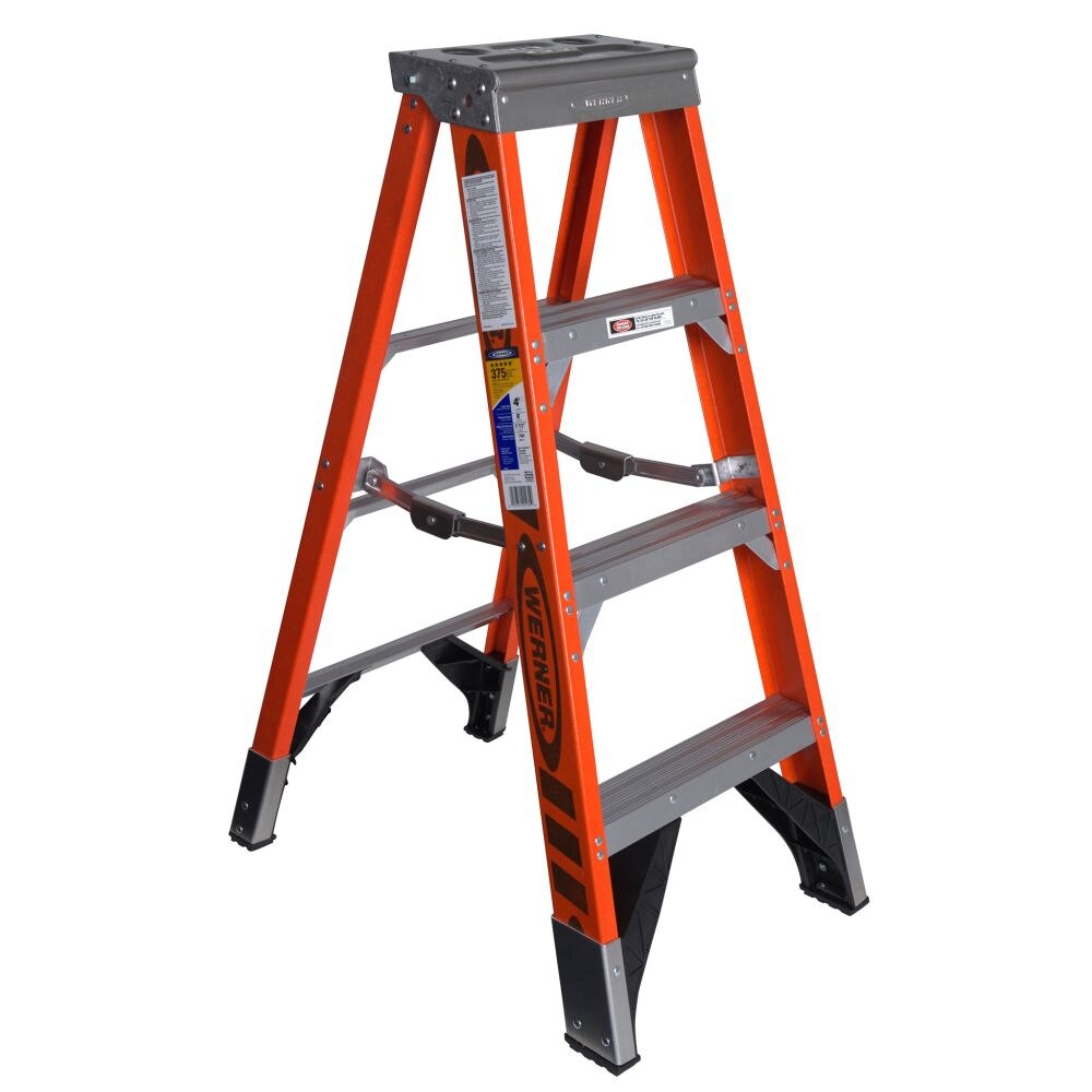 Werner 7404 4ft Type IAA Fiberglass Stepladder