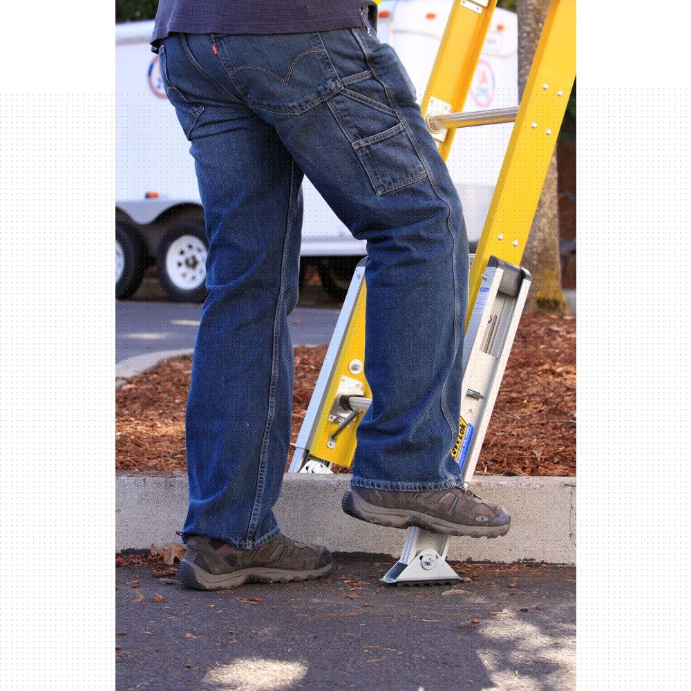 Werner PK70-1 LevelLok Leveler with Base Units - 7