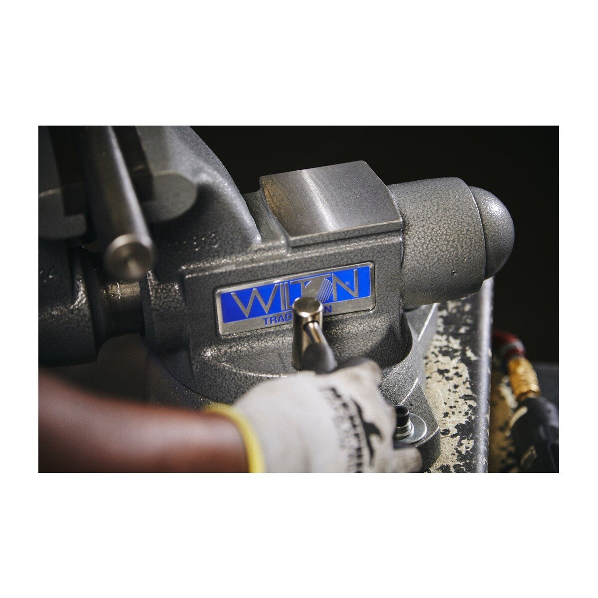 Wilton WL9-28806 1755, Tradesman Vise, 5-1/2" Jaw Width, 5" Jaw Opening, 3-3/4" Throat Depth - 2