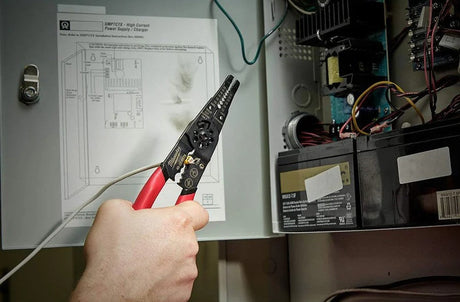  Milwaukee 48-22-6579 Multi-Purpose Wire Stripper with Crimper