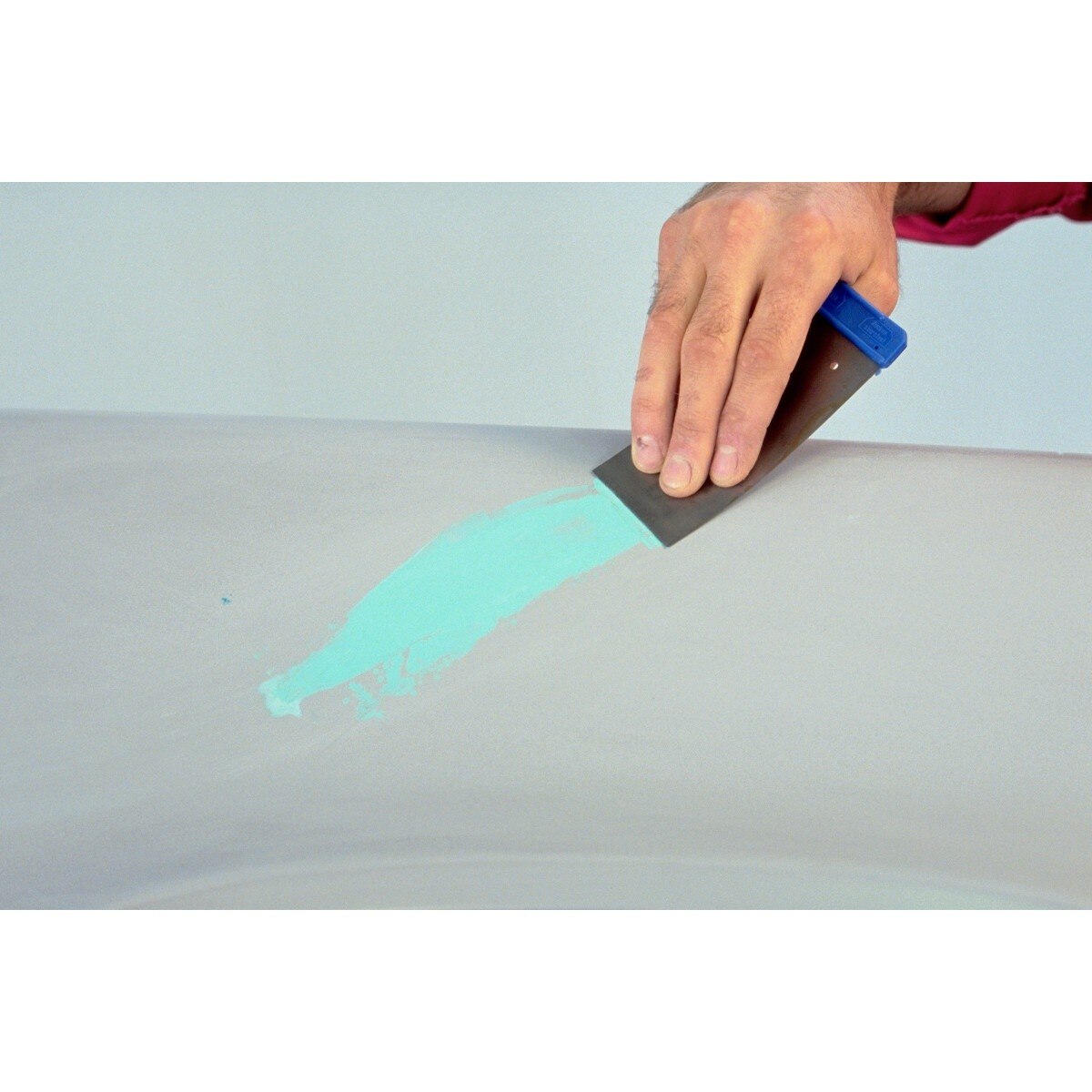 3M 05095 Acryl-White Glazing Putty, White, 14.5 oz Tube for Automotive and Marine Finishes (7000045479) - 2