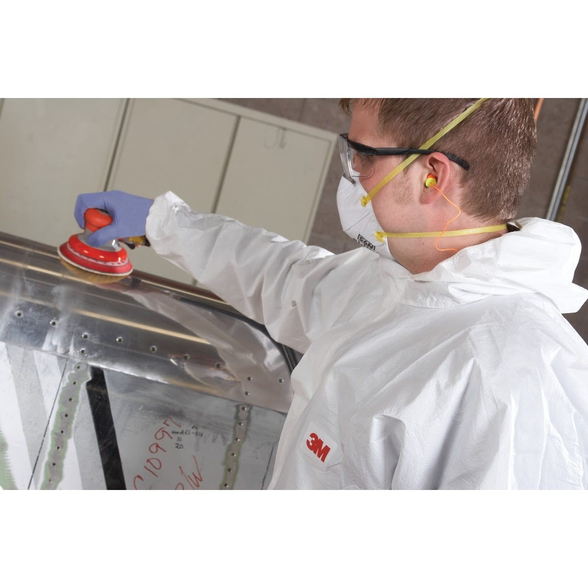 3M 4510-XL Disposable Protective Coverall, White, Hooded, Two-Way Zipper, Anti-static, Type 5/6, X-Large (7000089664) (20 Pack) - 5